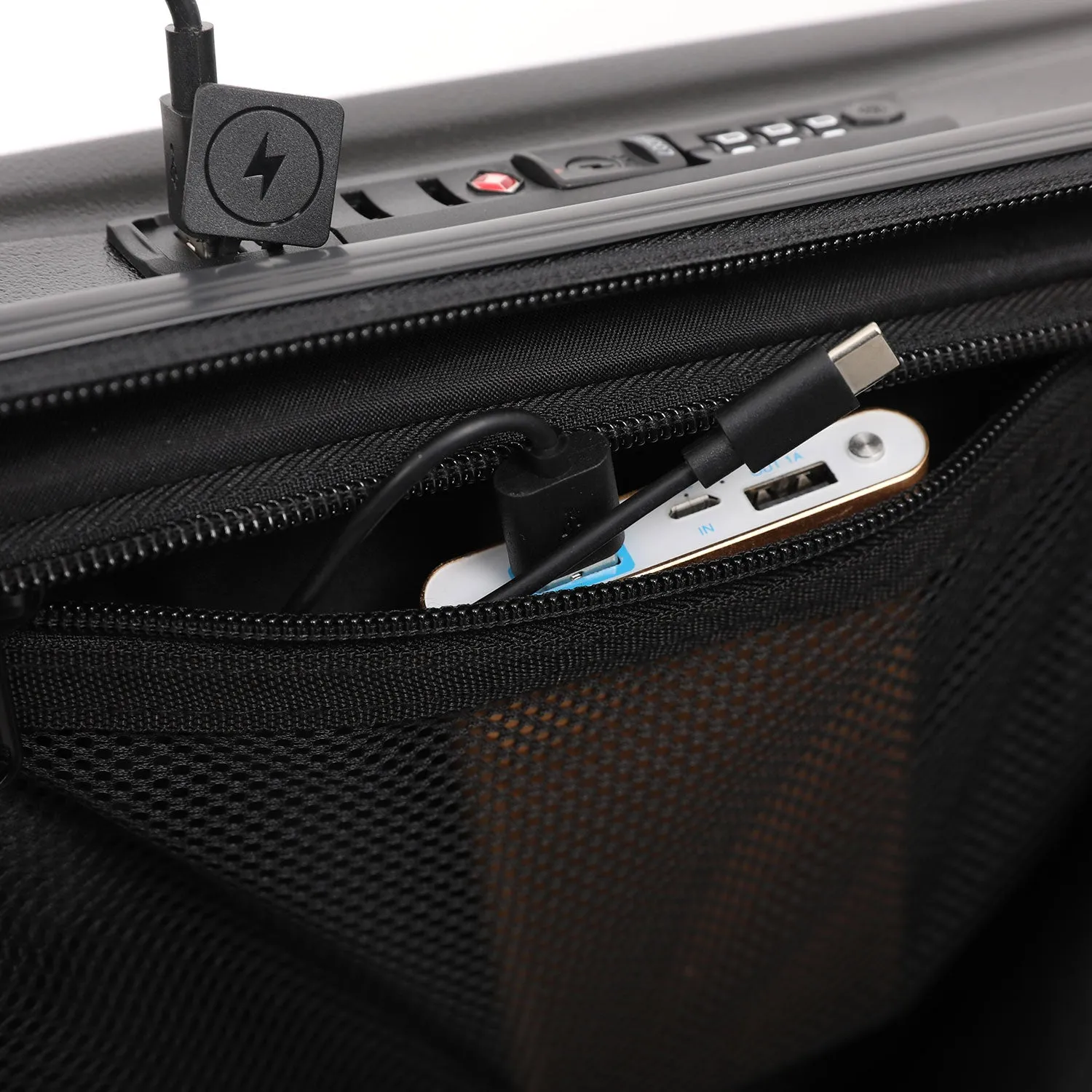 Aerolite M-Lite Premium 56x45x25cm Easyjet Plus Cabin Suitcase with USB Port, TSA Lock, Silent Hinomoto Wheels, Lightweight Polypropylene, 15-Year Warranty