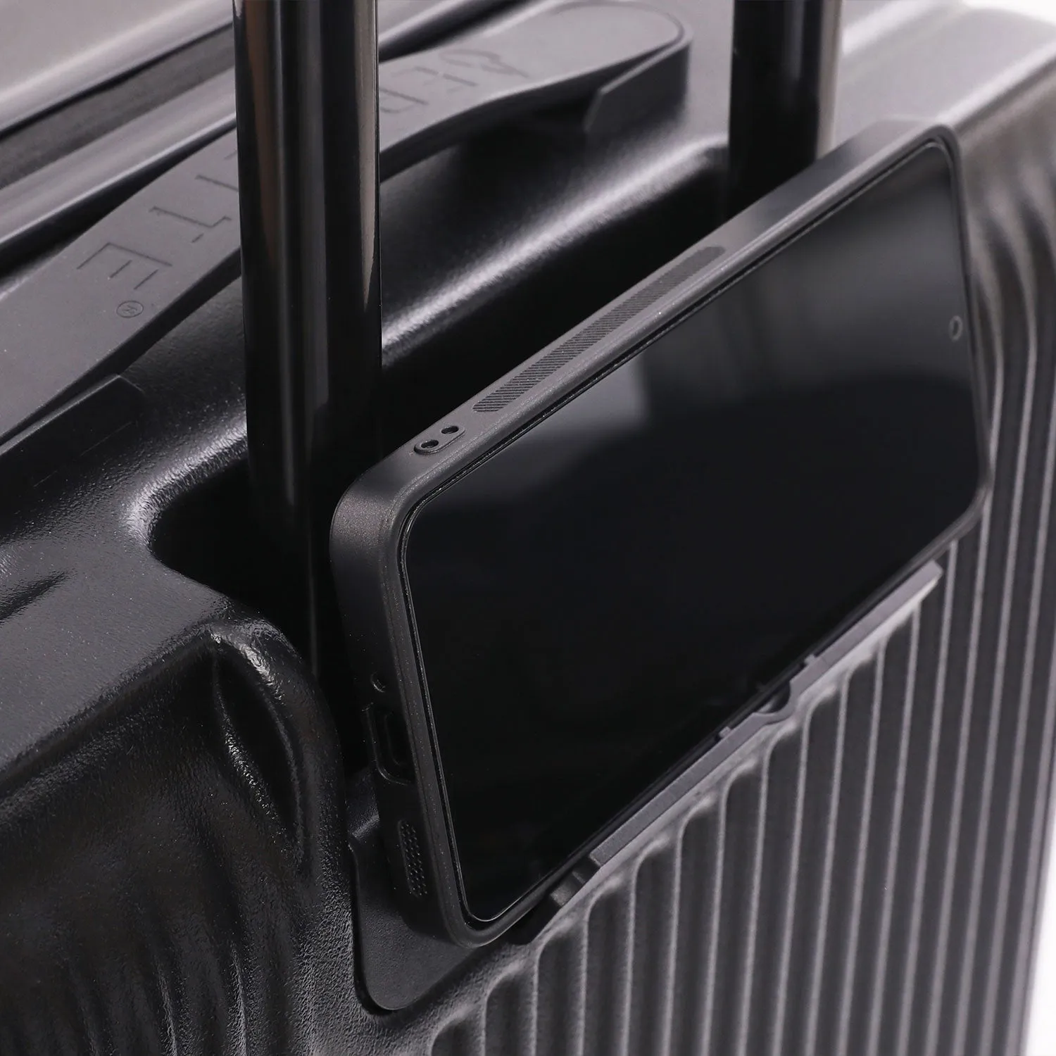 Aerolite M-Lite Premium 56x45x25cm Easyjet Plus Cabin Suitcase with USB Port, TSA Lock, Silent Hinomoto Wheels, Lightweight Polypropylene, 15-Year Warranty