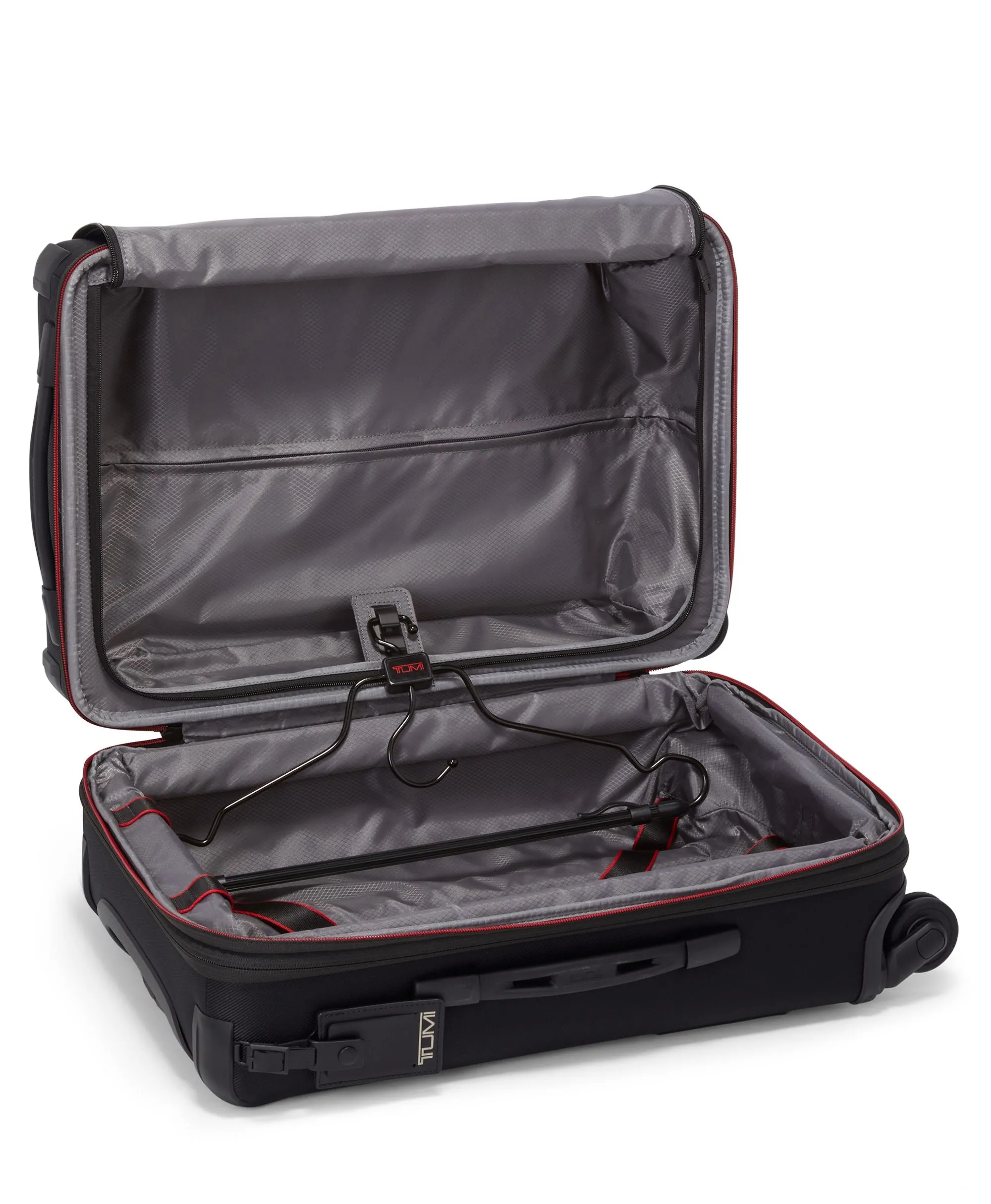 AEROTOUR International Expandable 4 Wheeled Carry-On