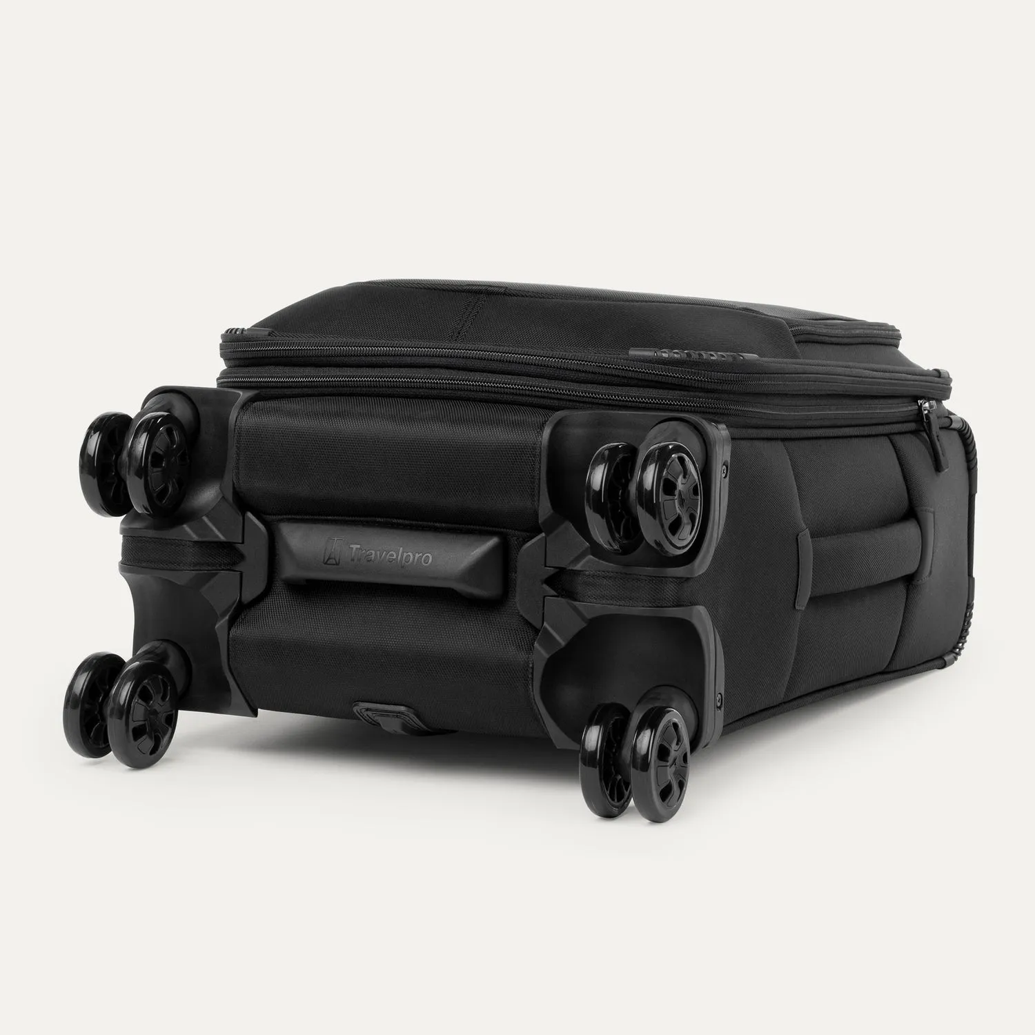 Crew™ Classic Compact Carry-On / Large Check-In Set