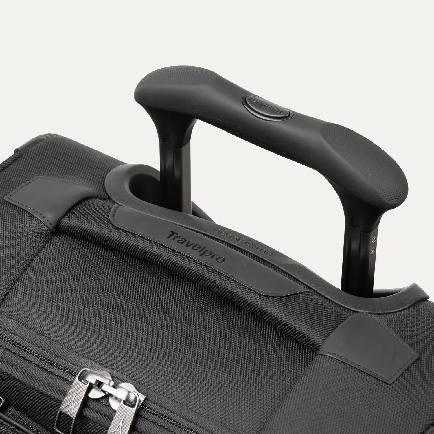 Crew™ Classic Compact Carry-On / Large Check-In Set
