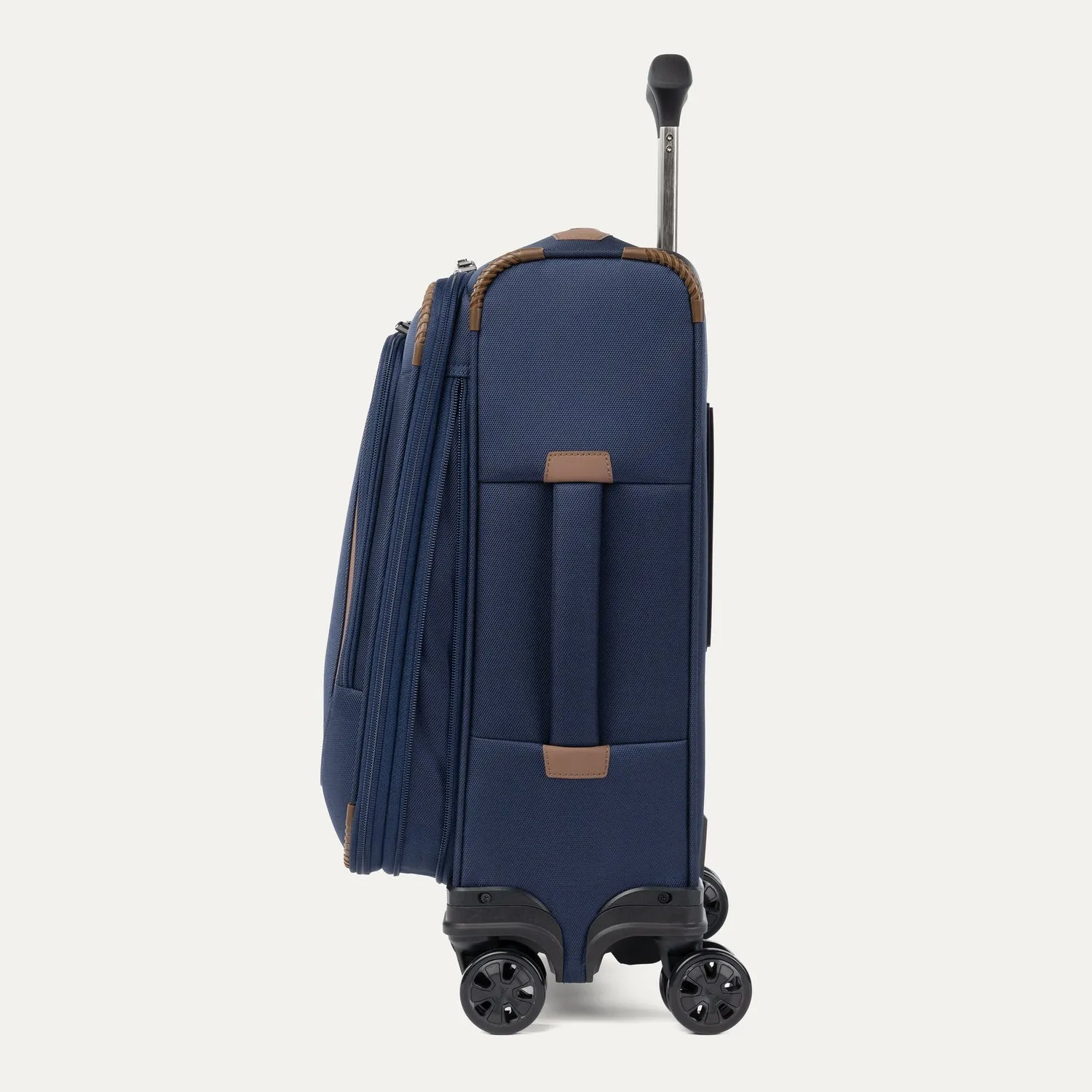 Crew™ Classic Compact Carry-On / Large Check-In Set