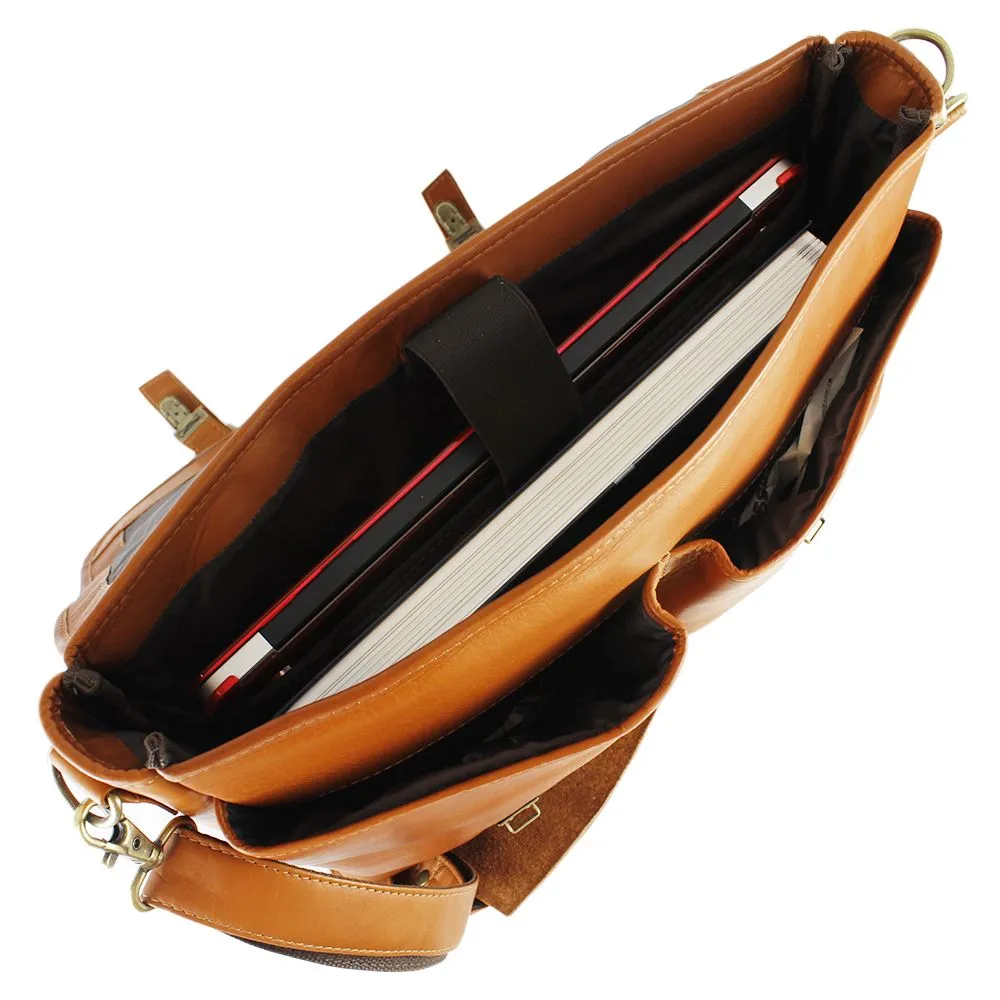 DayTrekr Leather Slim Flap Brief