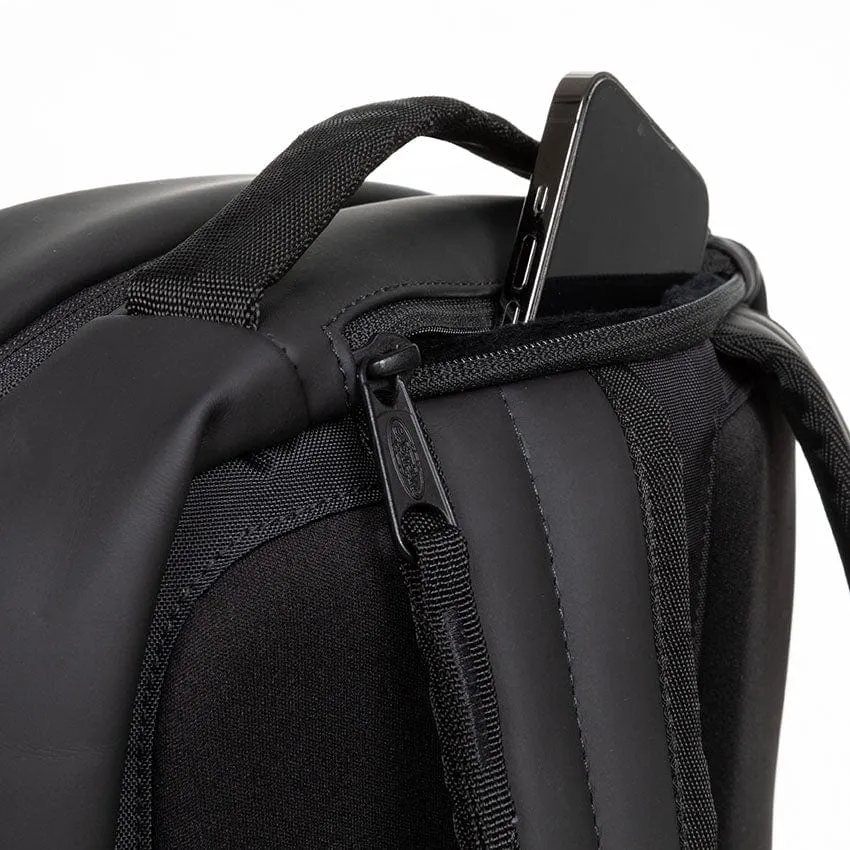 Eastpak Tecum F CNNCT F - Matte Black