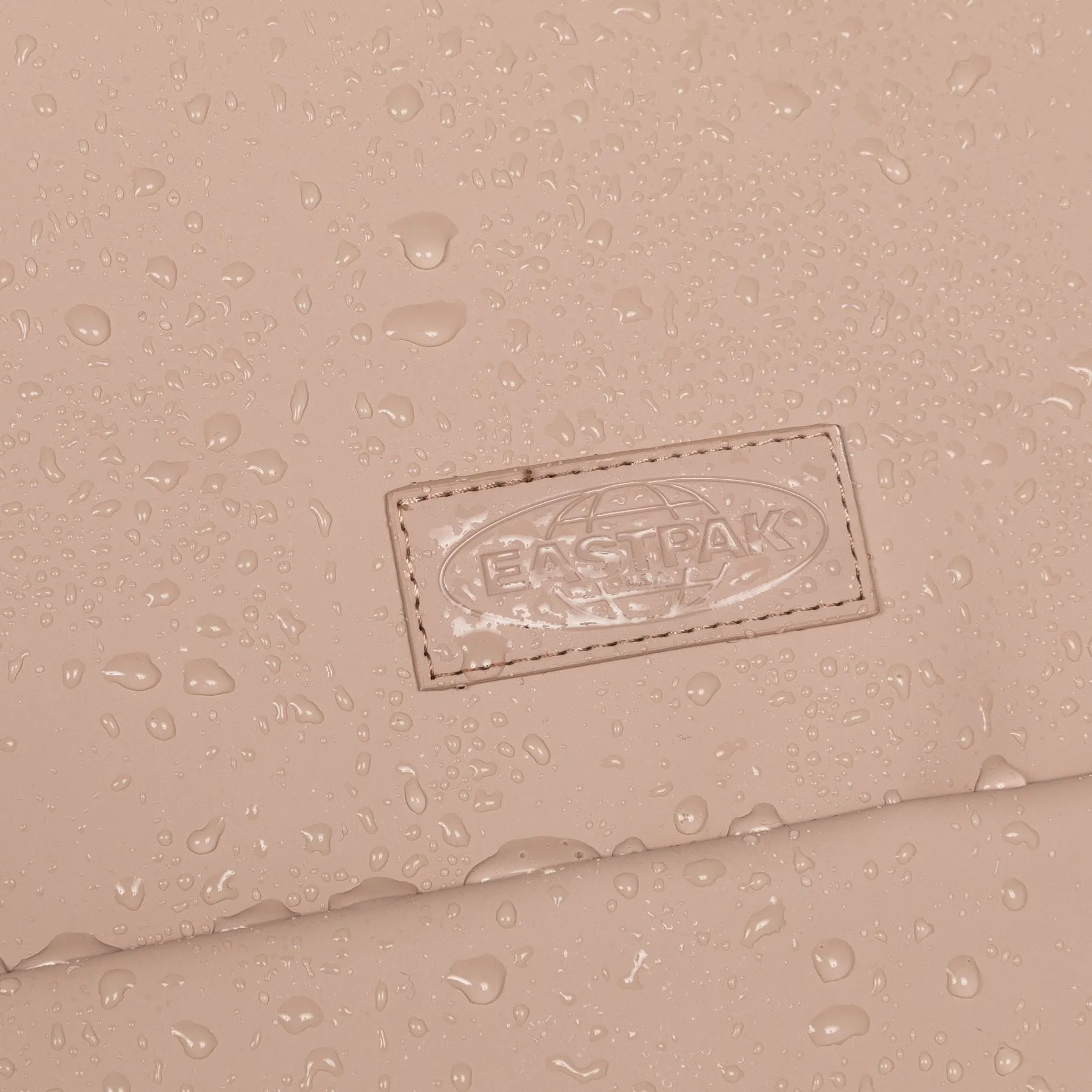 Eastpak Tecum F CNNCT F - Matte Sand