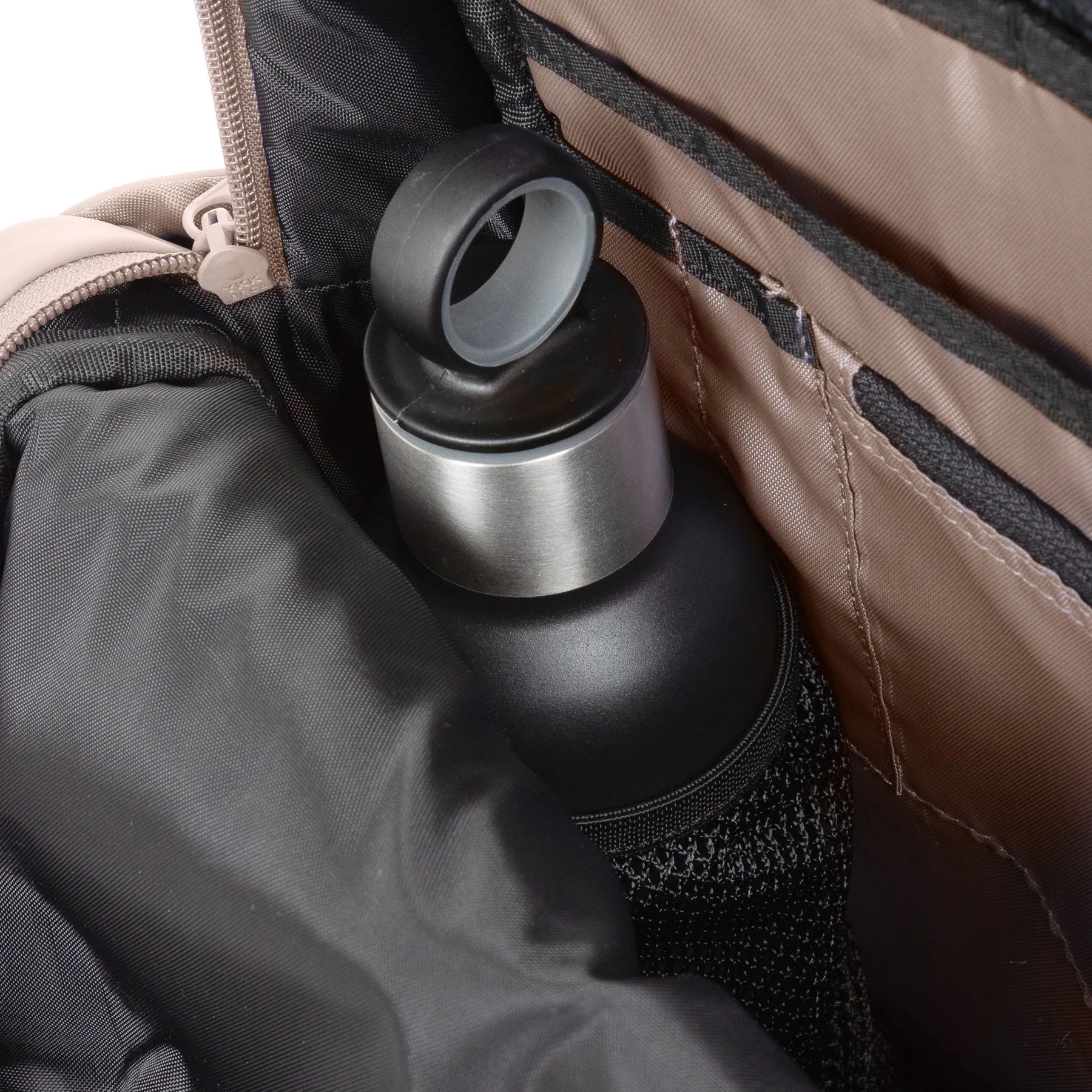 Eastpak Tecum F CNNCT F - Matte Sand