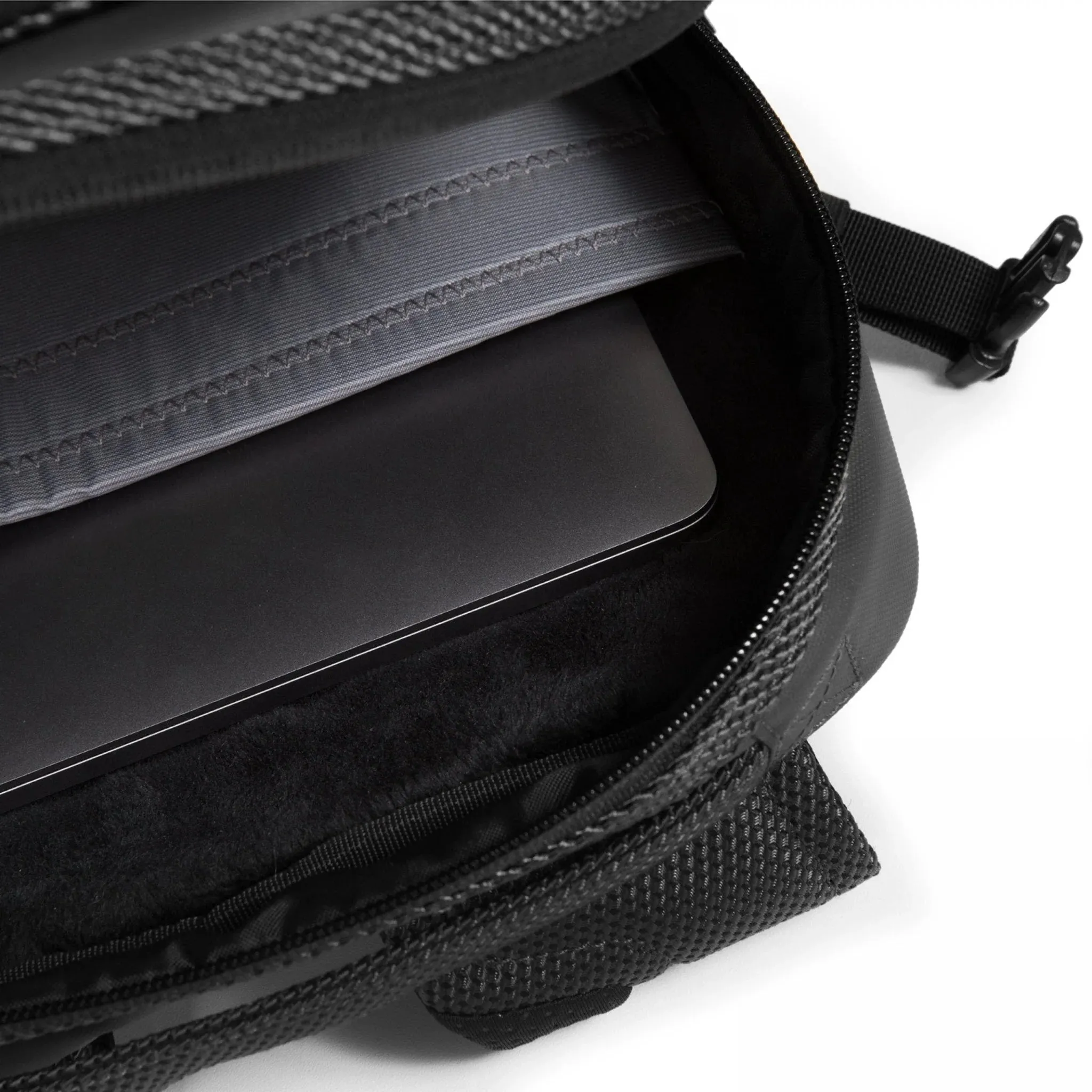 Eastpak Tecum L CNNCT Backpack - Coat