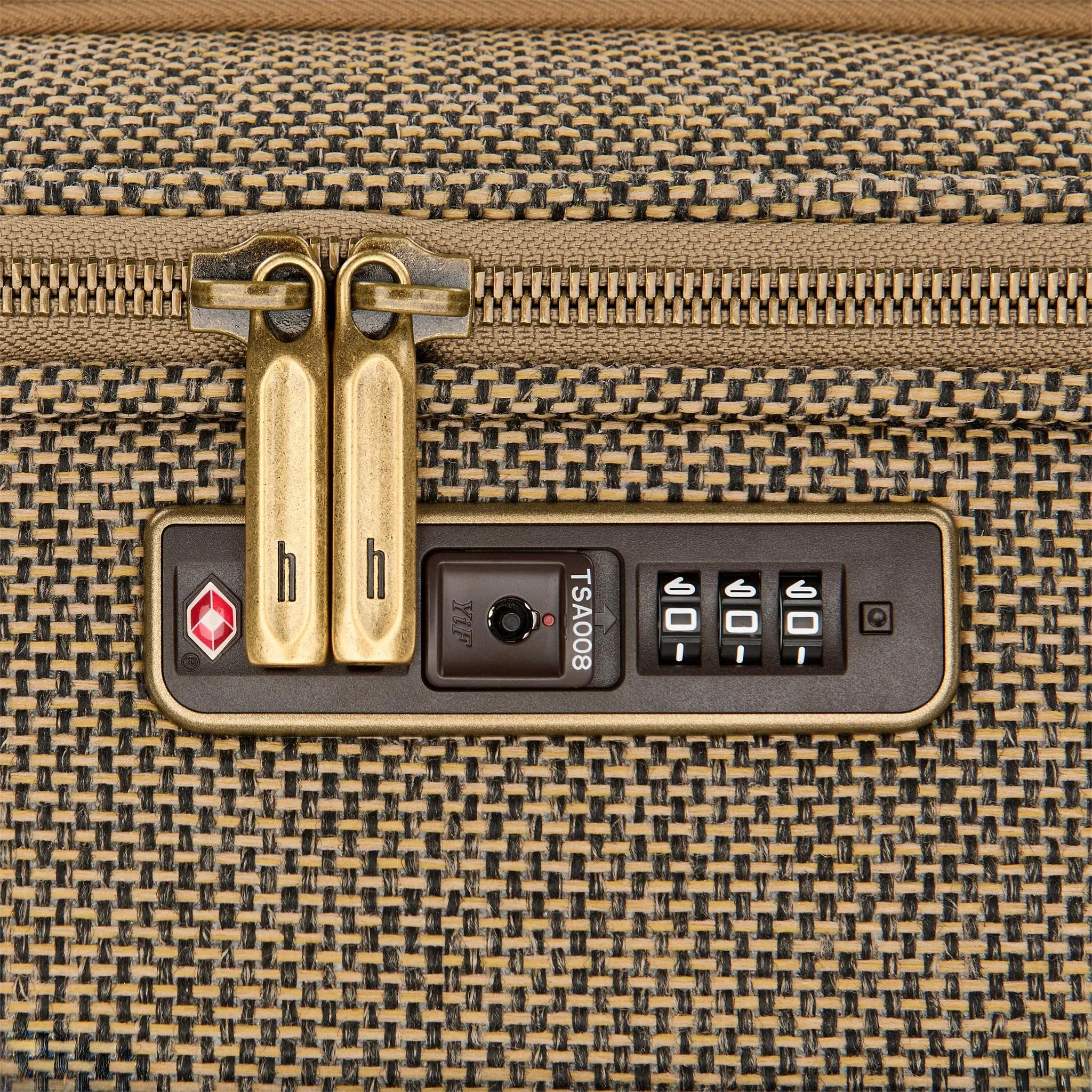 Hartmann Tweed Global Carry-On (22x14x9 in)