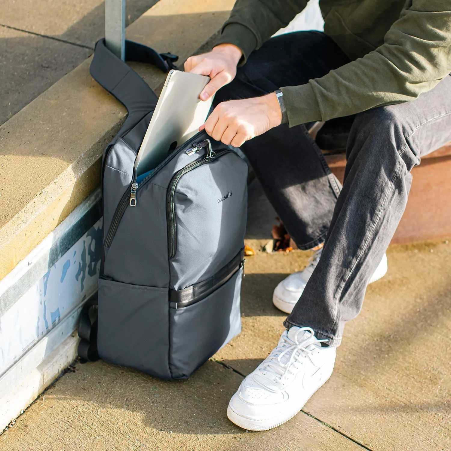Pacsafe® X Anti-Theft 25L Backpack