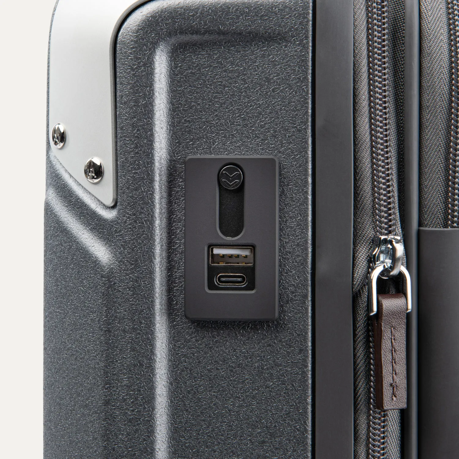 Platinum® Elite Carry-On / Large Check-In Hardside Set