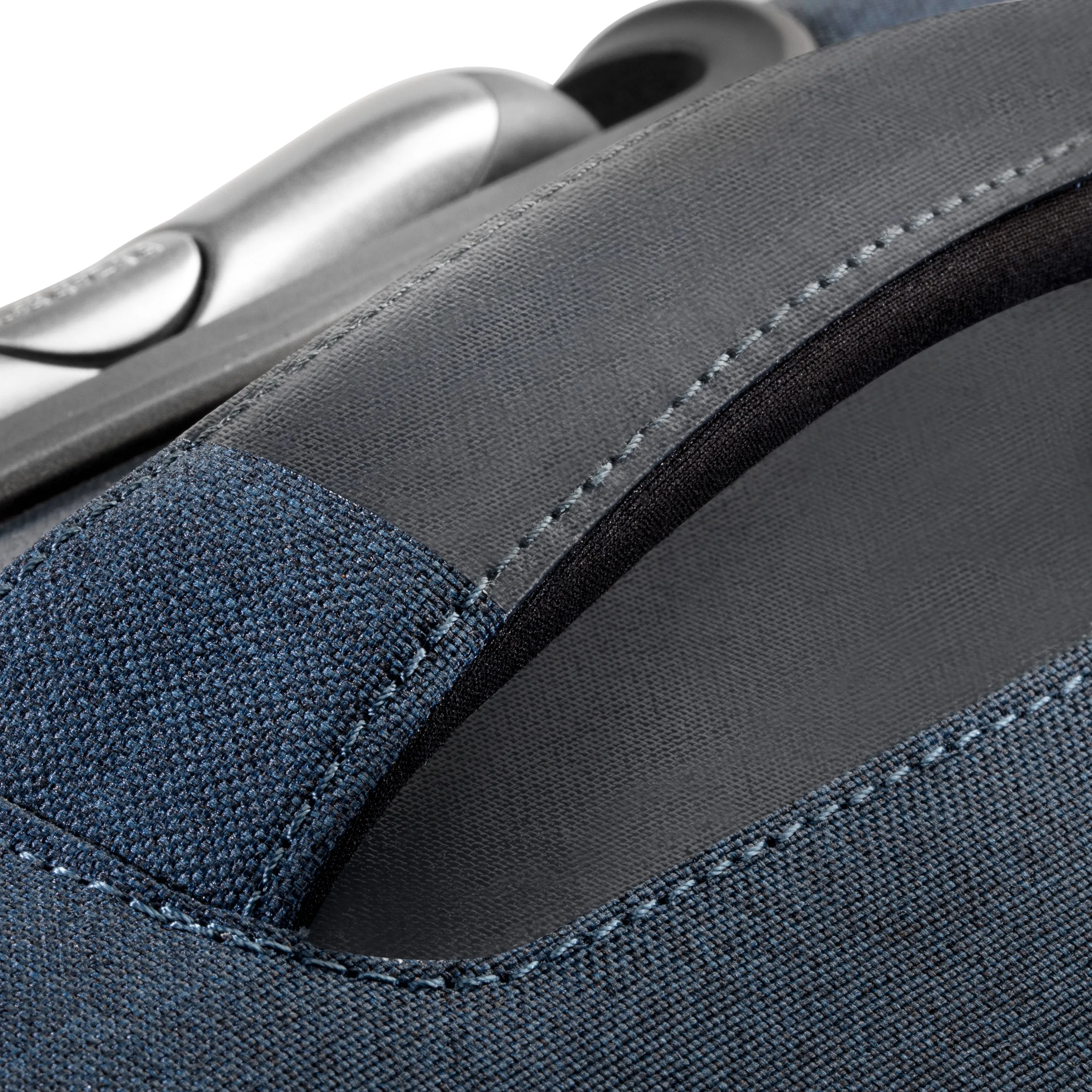 Ricardo Beverly Hills Malibu 3.0 Carry-On Expandable Spinner Luggage