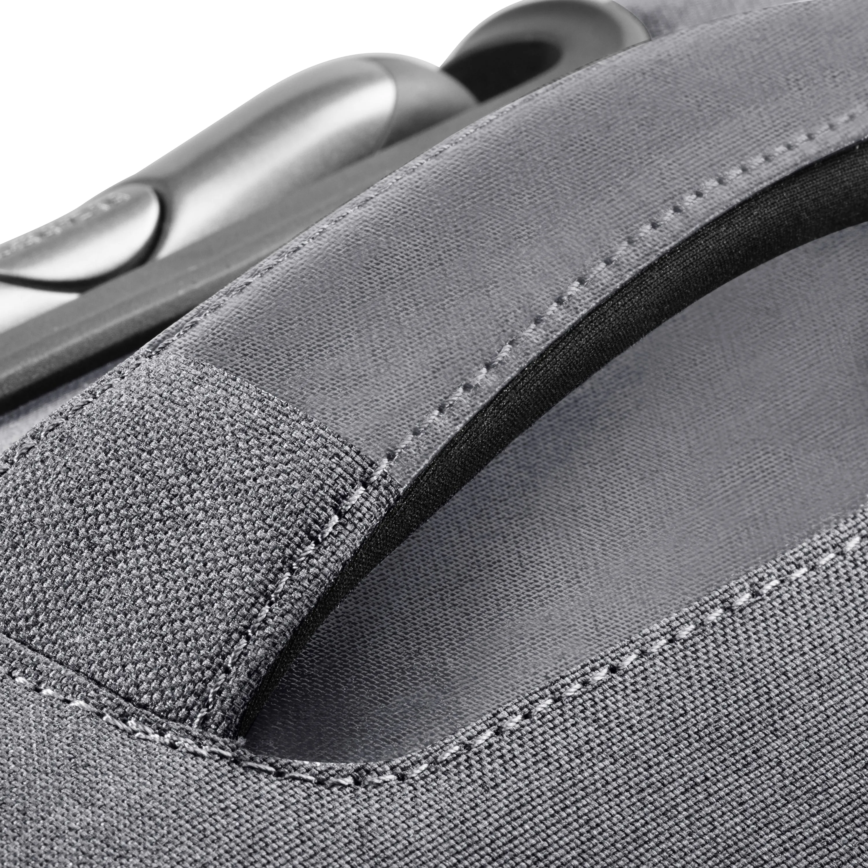 Ricardo Beverly Hills Malibu 3.0 Carry-On Expandable Spinner Luggage