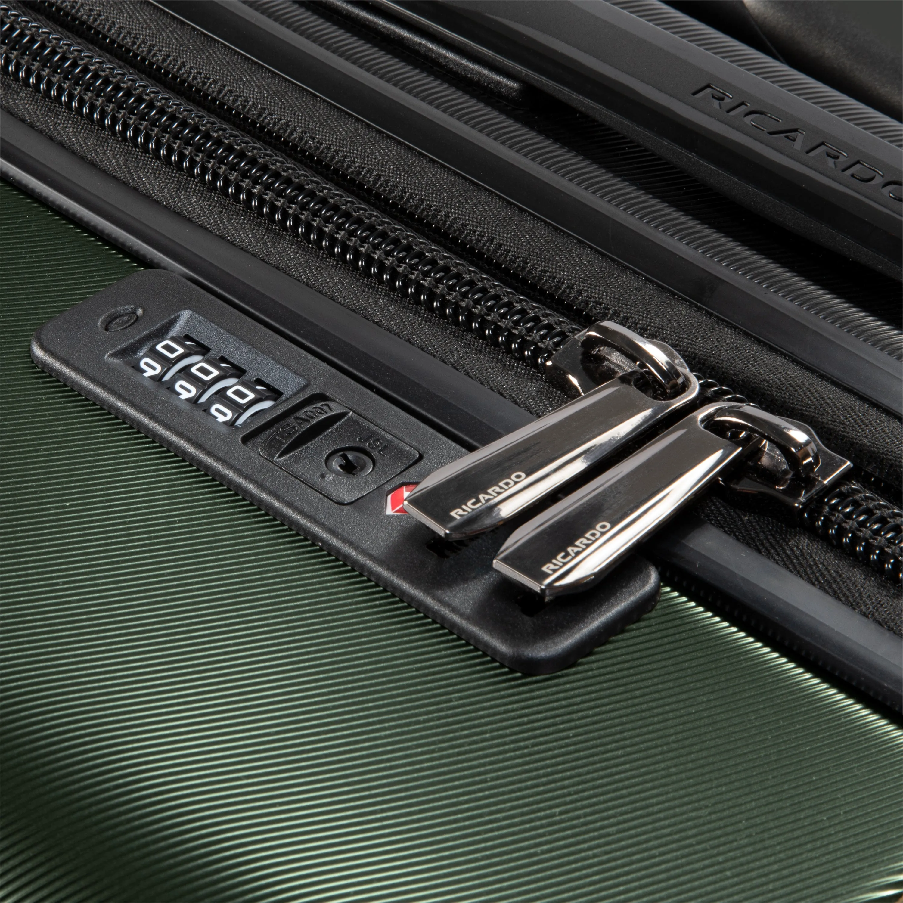 Ricardo Beverly Hills Montecito 2.0 Hardside Carry-On Expandable Spinner Luggage