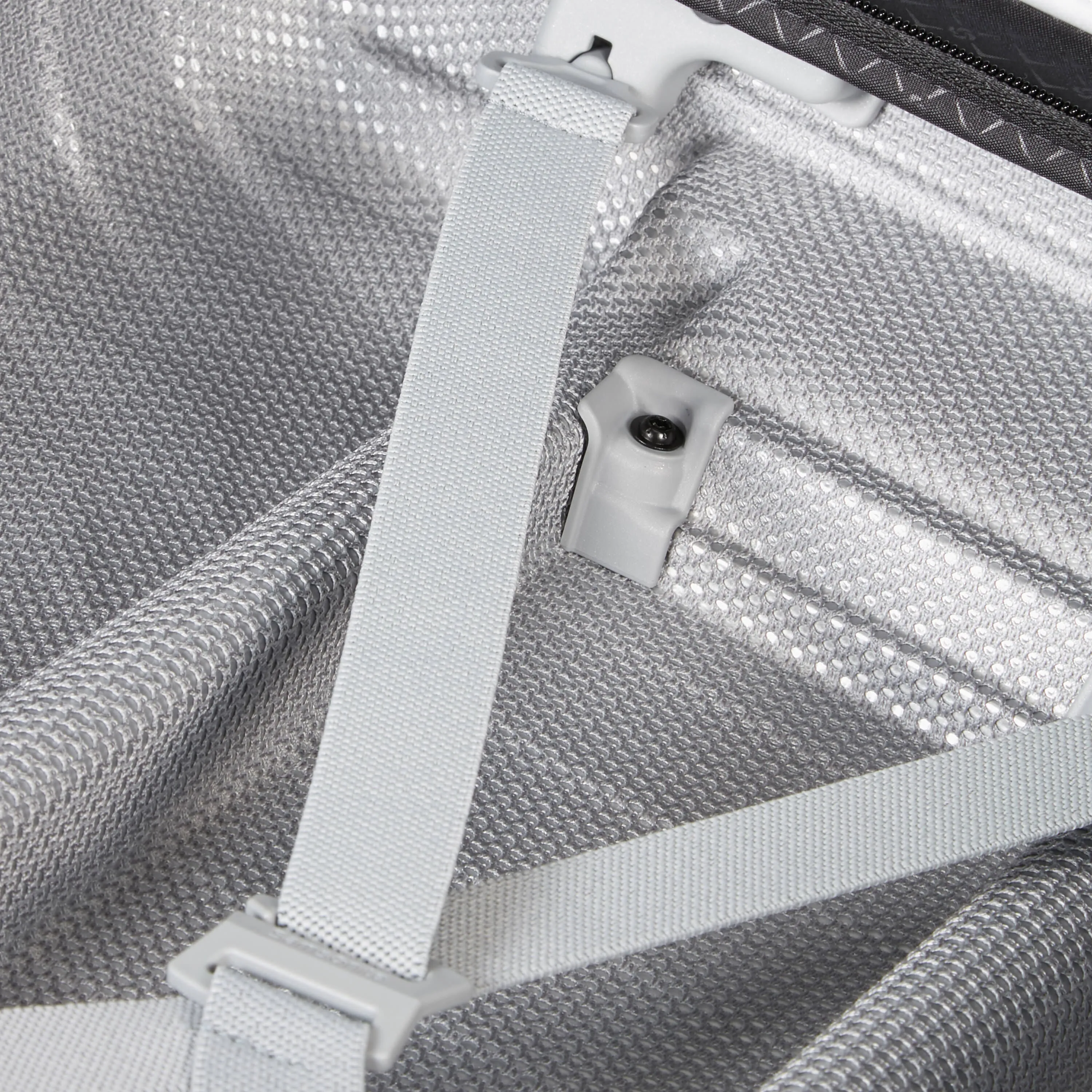 Samsonite Proxis Expandable Spinner Carry-On Luggage