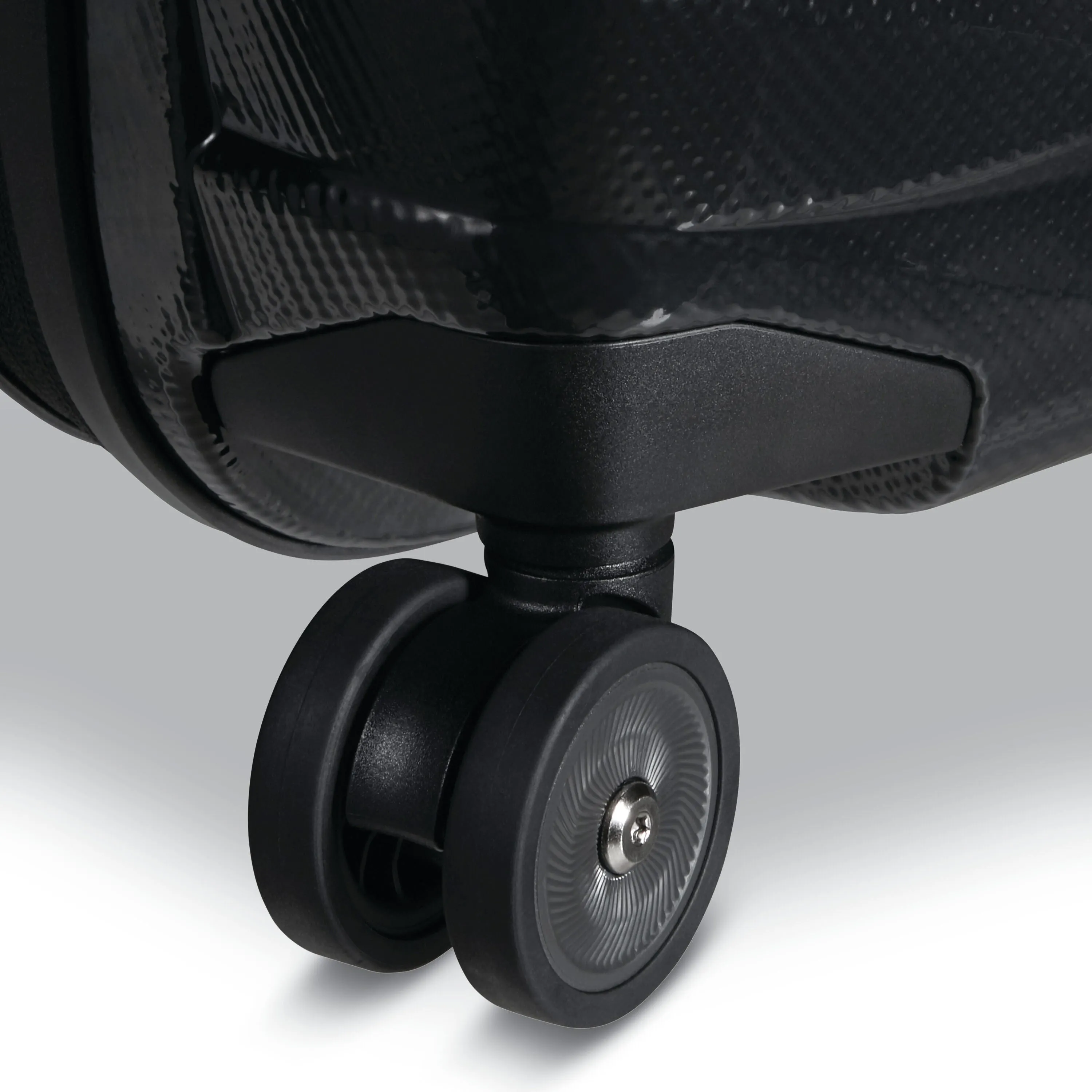 Samsonite Proxis Expandable Spinner Carry-On Luggage