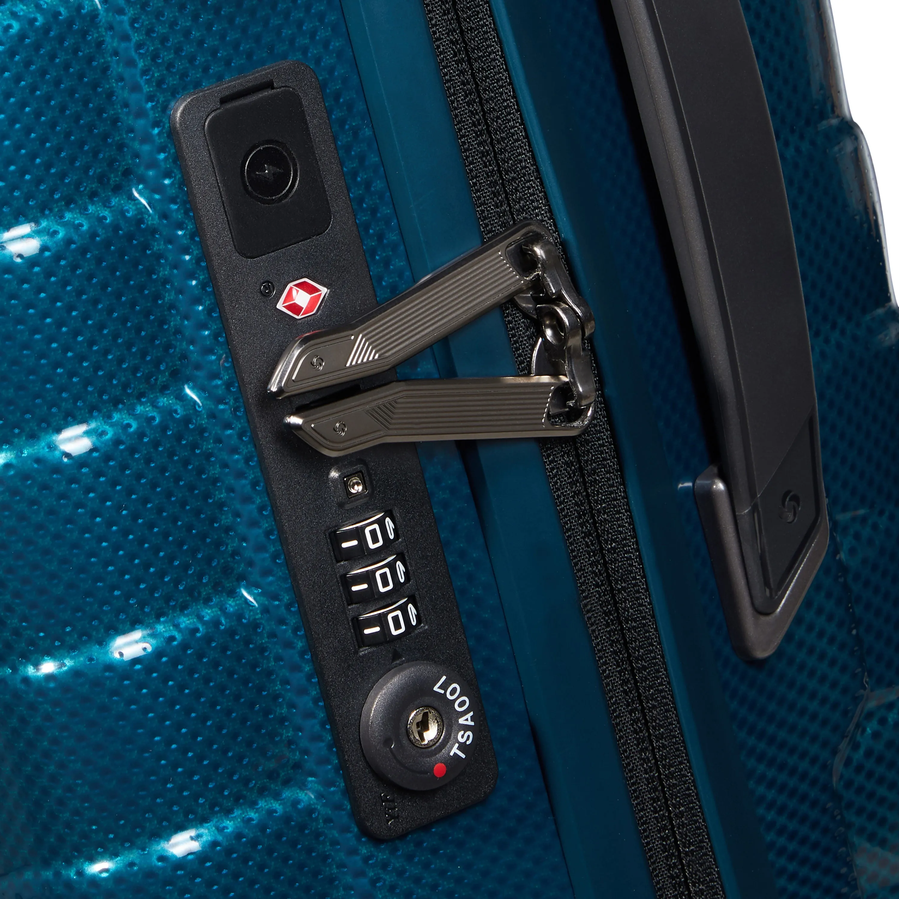 Samsonite Proxis Expandable Spinner Carry-On Luggage
