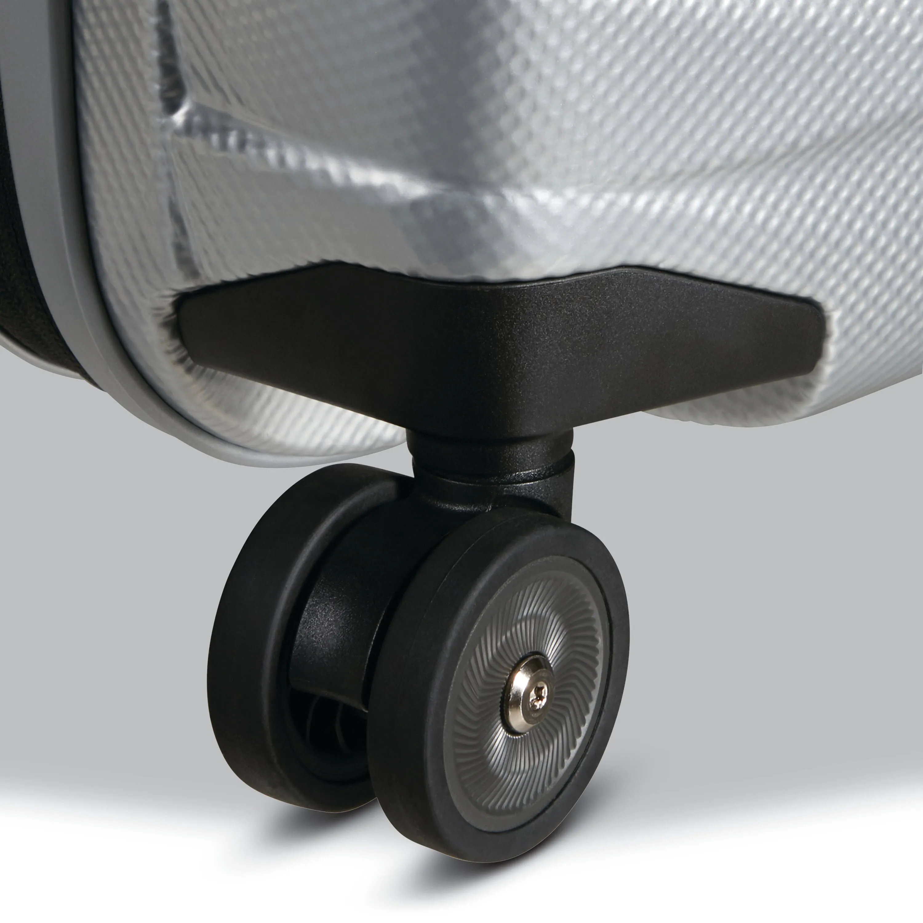 Samsonite Proxis Expandable Spinner Carry-On Luggage