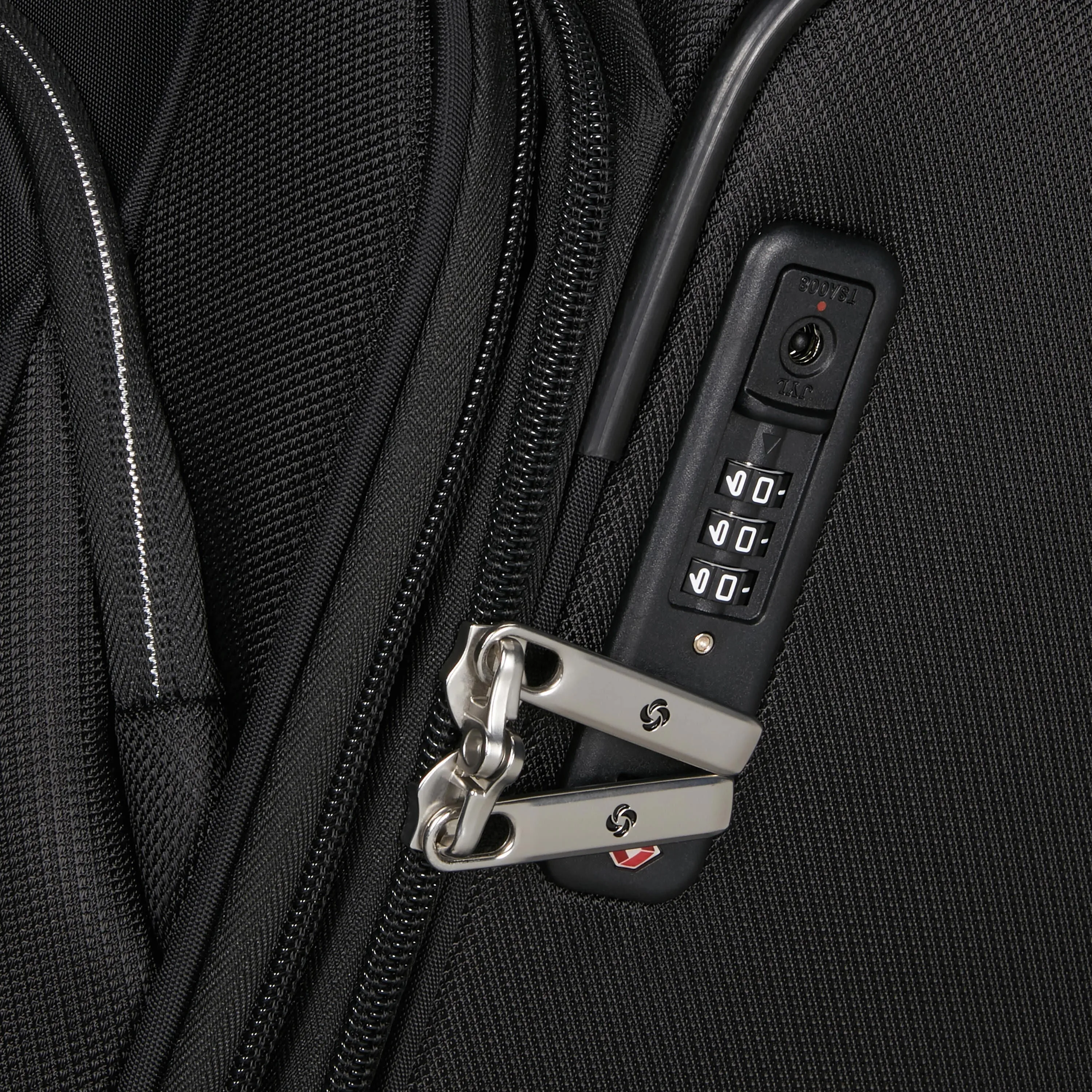 Samsonite Re-Lite Expandable Spinner Medium