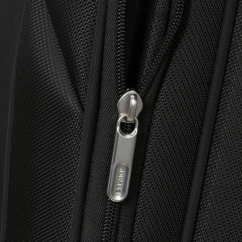 Samsonite Re-Lite Expandable Spinner Medium