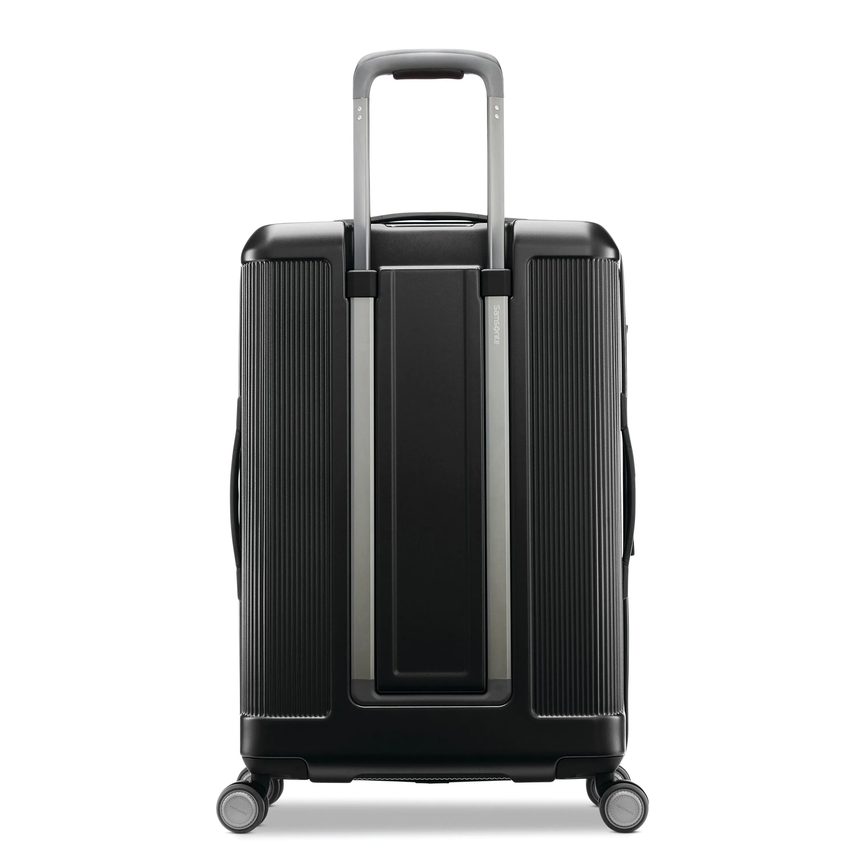 Silhouette 17 Medium Hardside Spinner