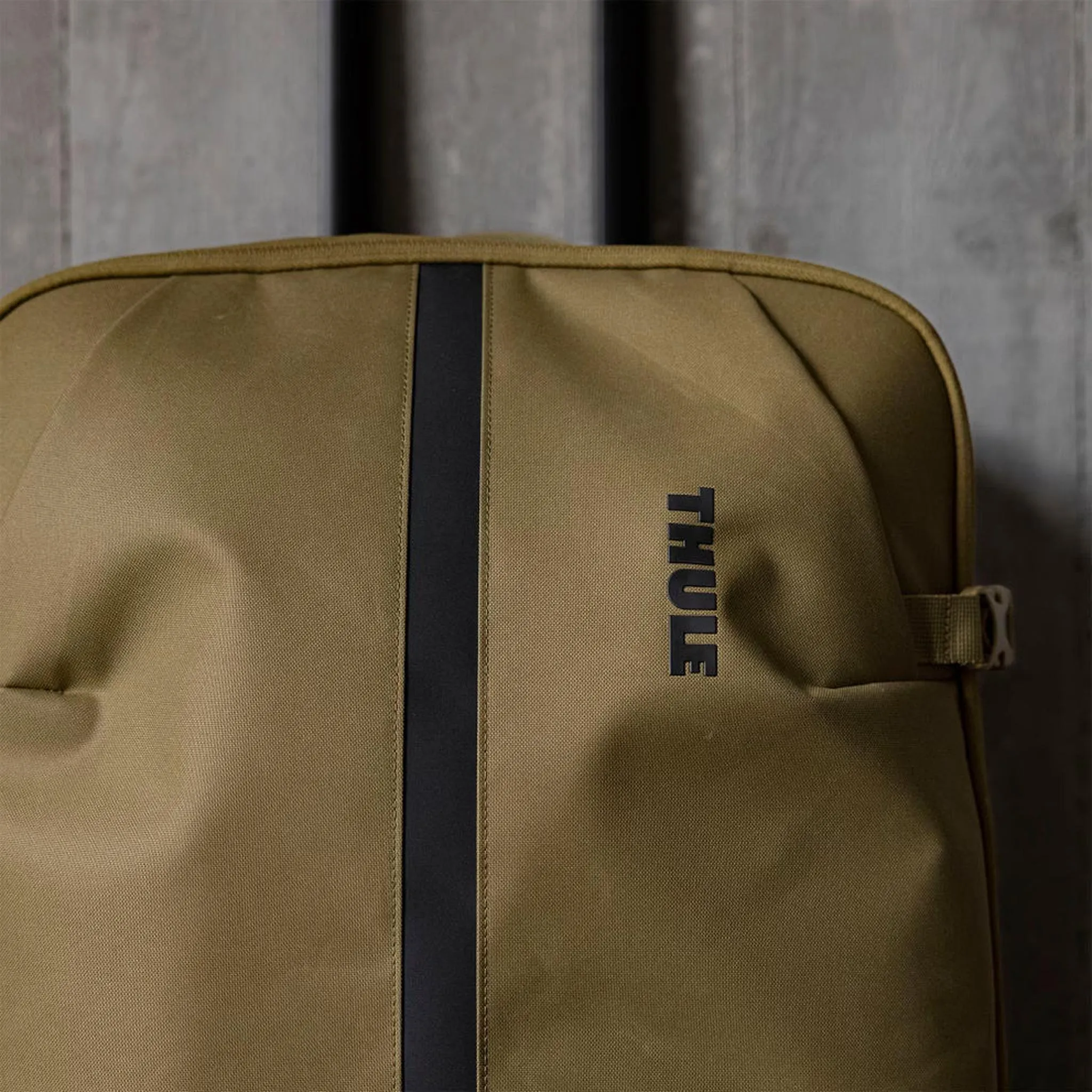 Thule Luggage Aion 28" Check-In Wheeled Duffel
