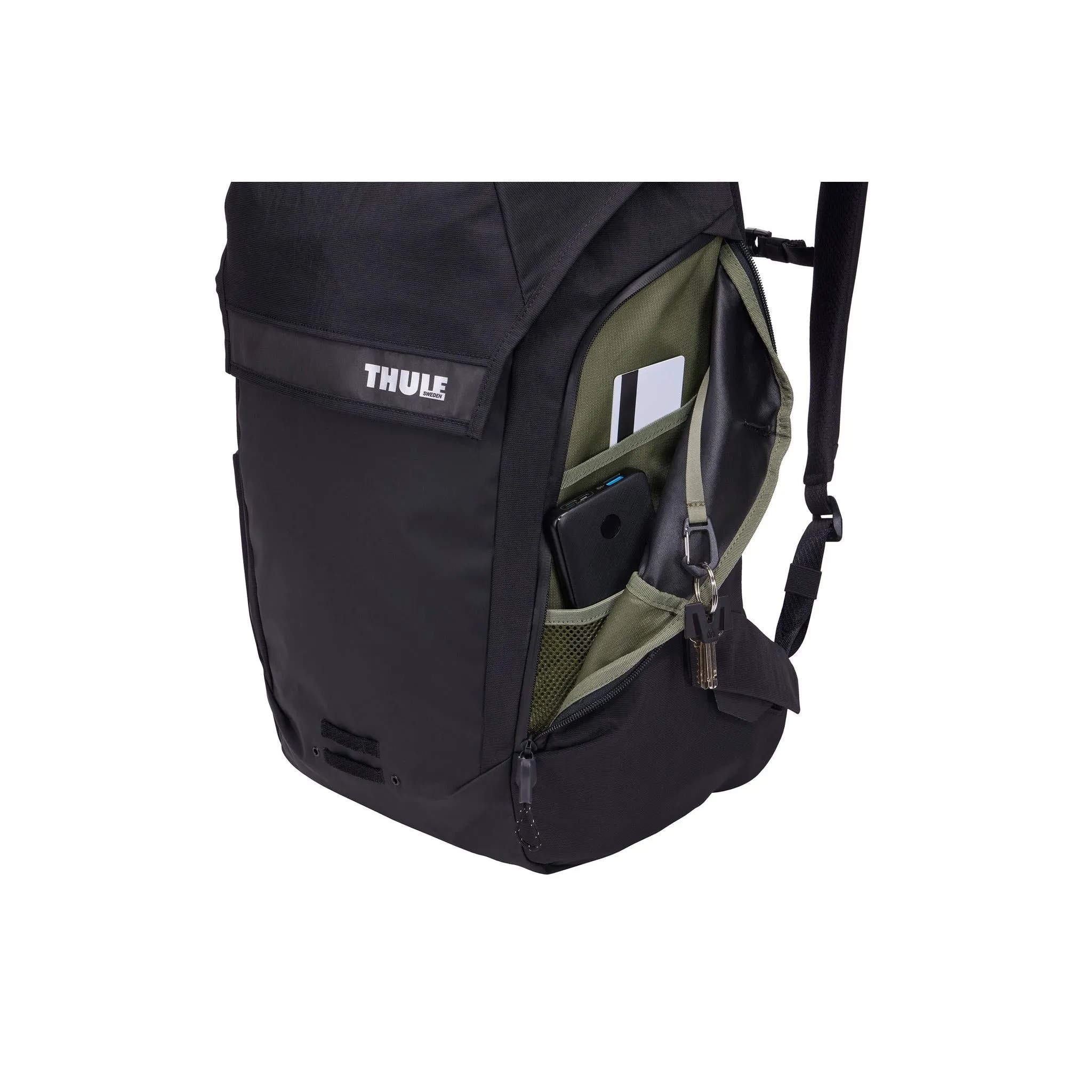 Thule Luggage Paramount Commuter Backpack 28L
