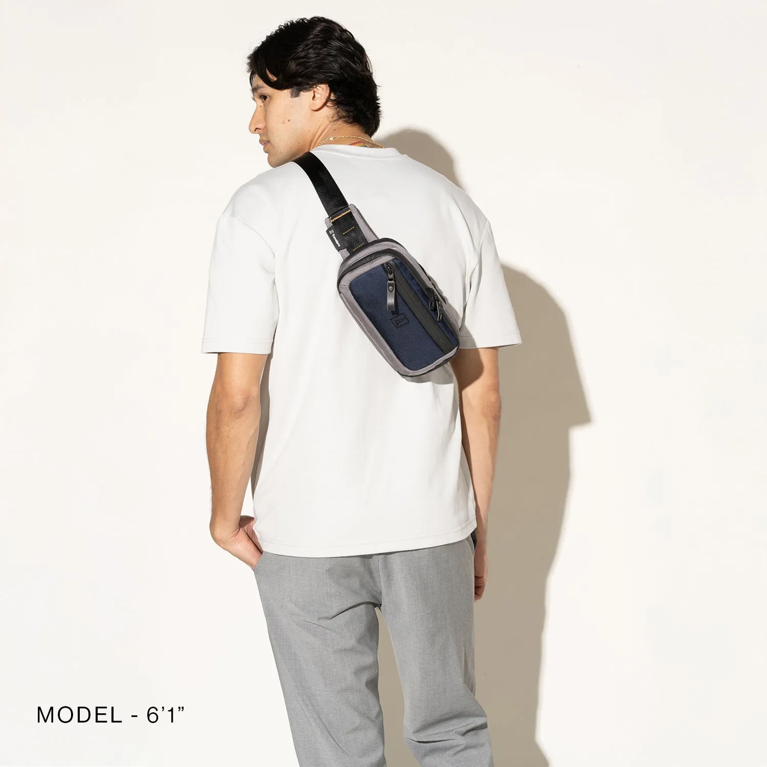 Travelpro® Altitude™ Sling 2L