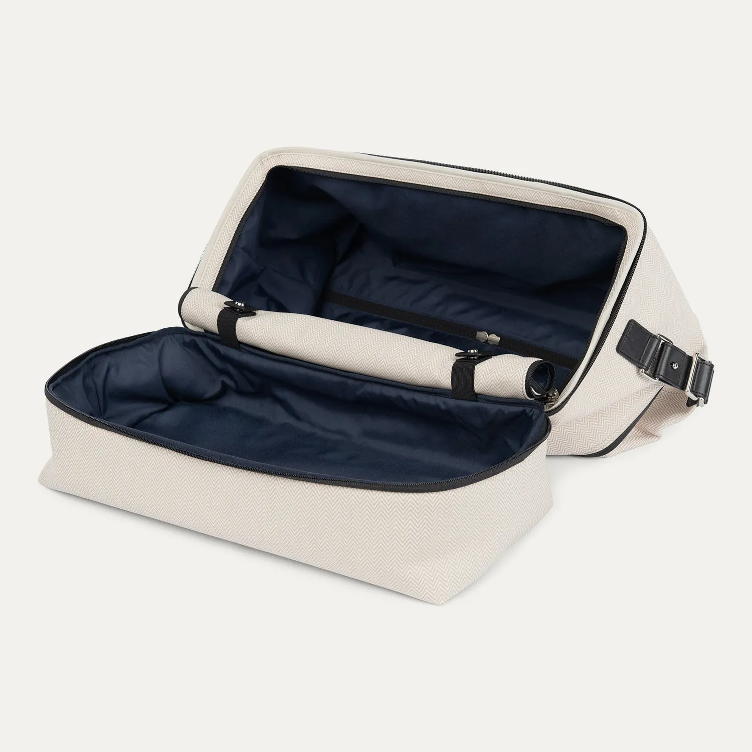 Travelpro® x Travel   Leisure® Large Check-In / Drop-Bottom Weekender Set