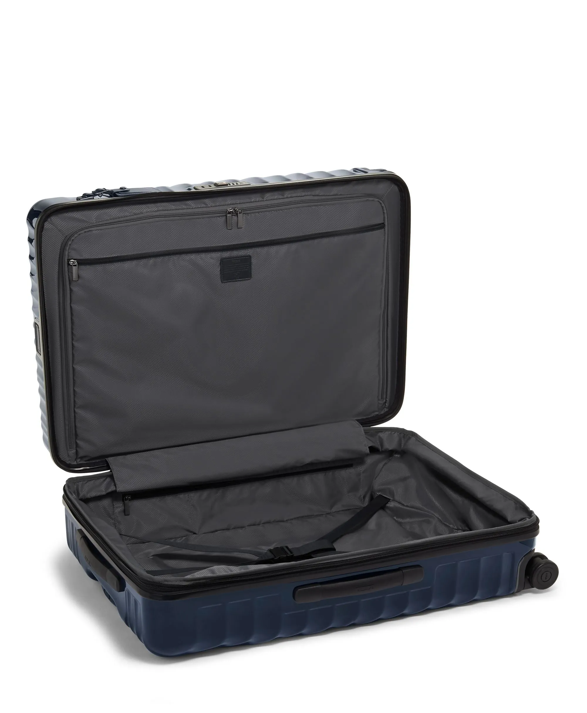 Tumi 19 Degree Extended Trip Expandable 4 Wheeled Packing Case Large Luggage