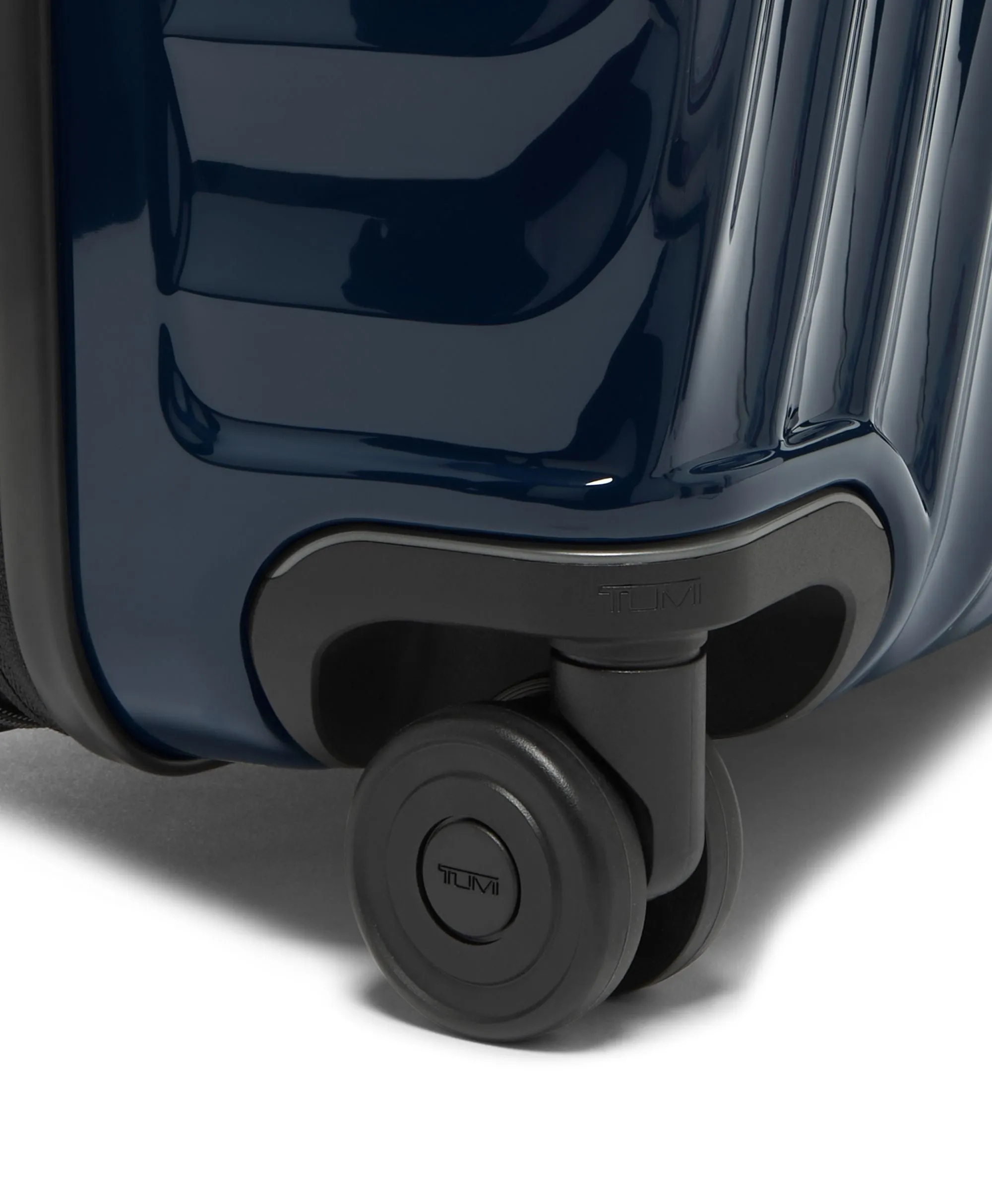 Tumi 19 Degree Extended Trip Expandable 4 Wheeled Packing Case Large Luggage