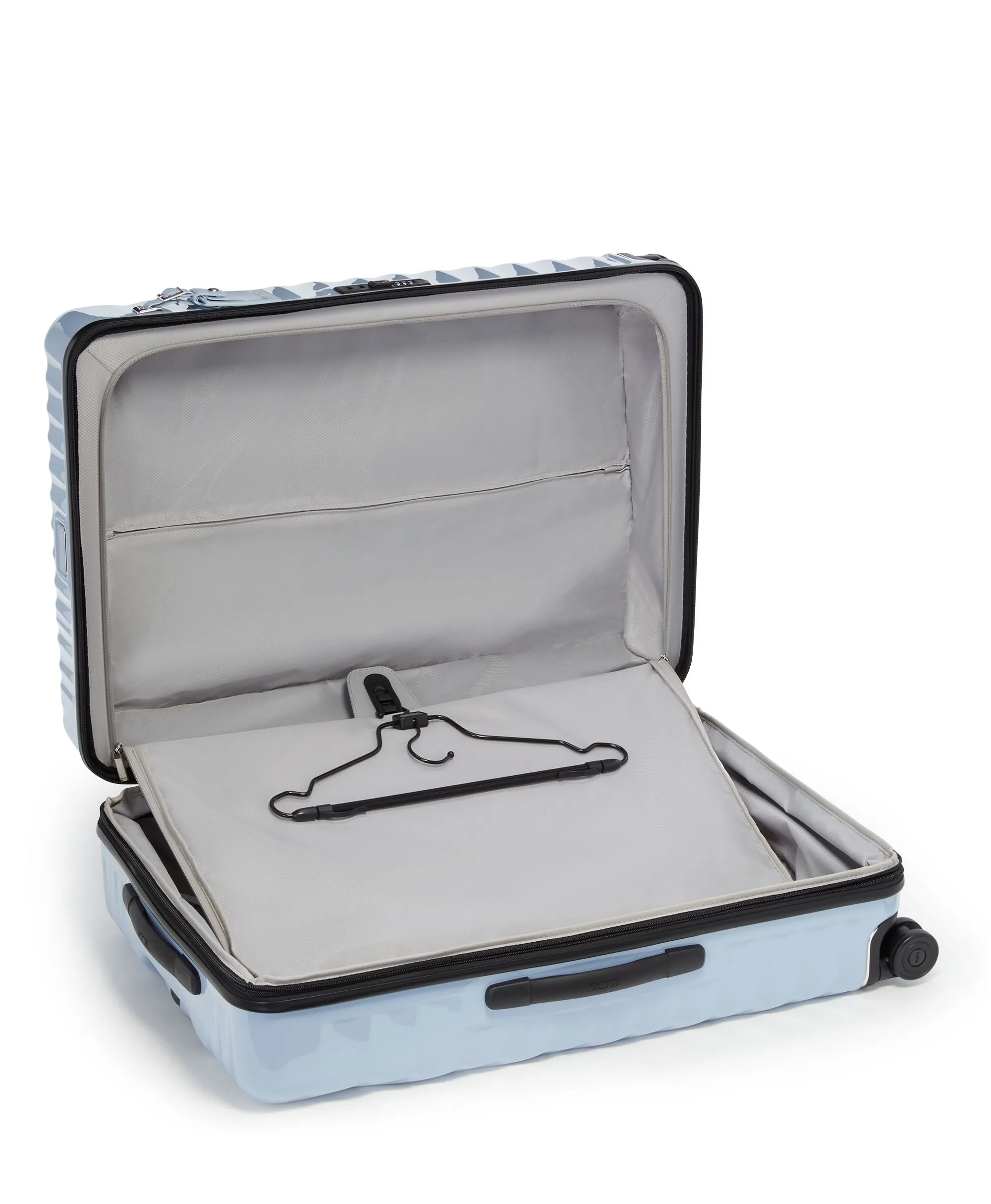 Tumi 19 Degree Extended Trip Expandable 4 Wheeled Packing Case Large Luggage