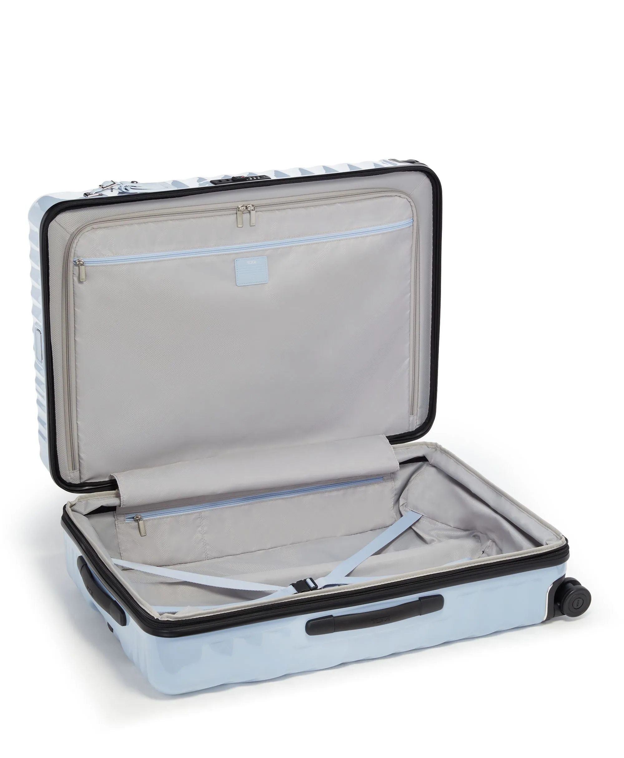 Tumi 19 Degree Extended Trip Expandable 4 Wheeled Packing Case Large Luggage
