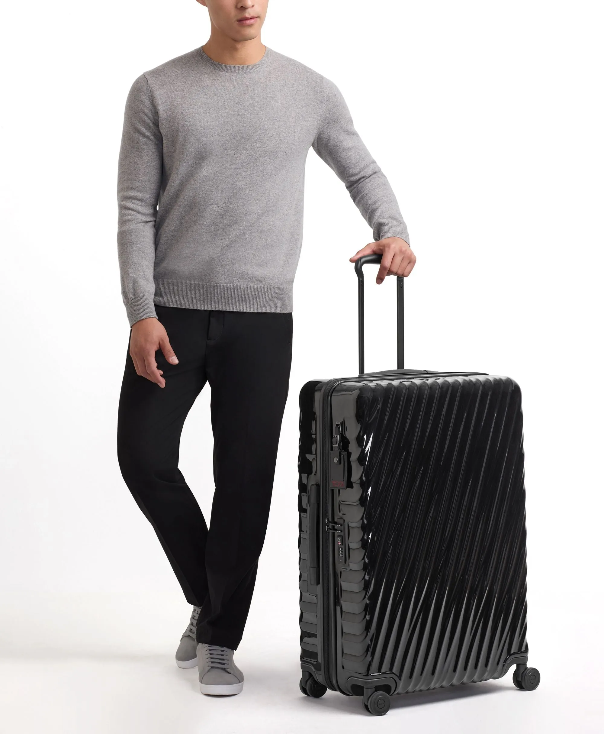 Tumi 19 Degree Extended Trip Expandable 4 Wheeled Packing Case Large Luggage