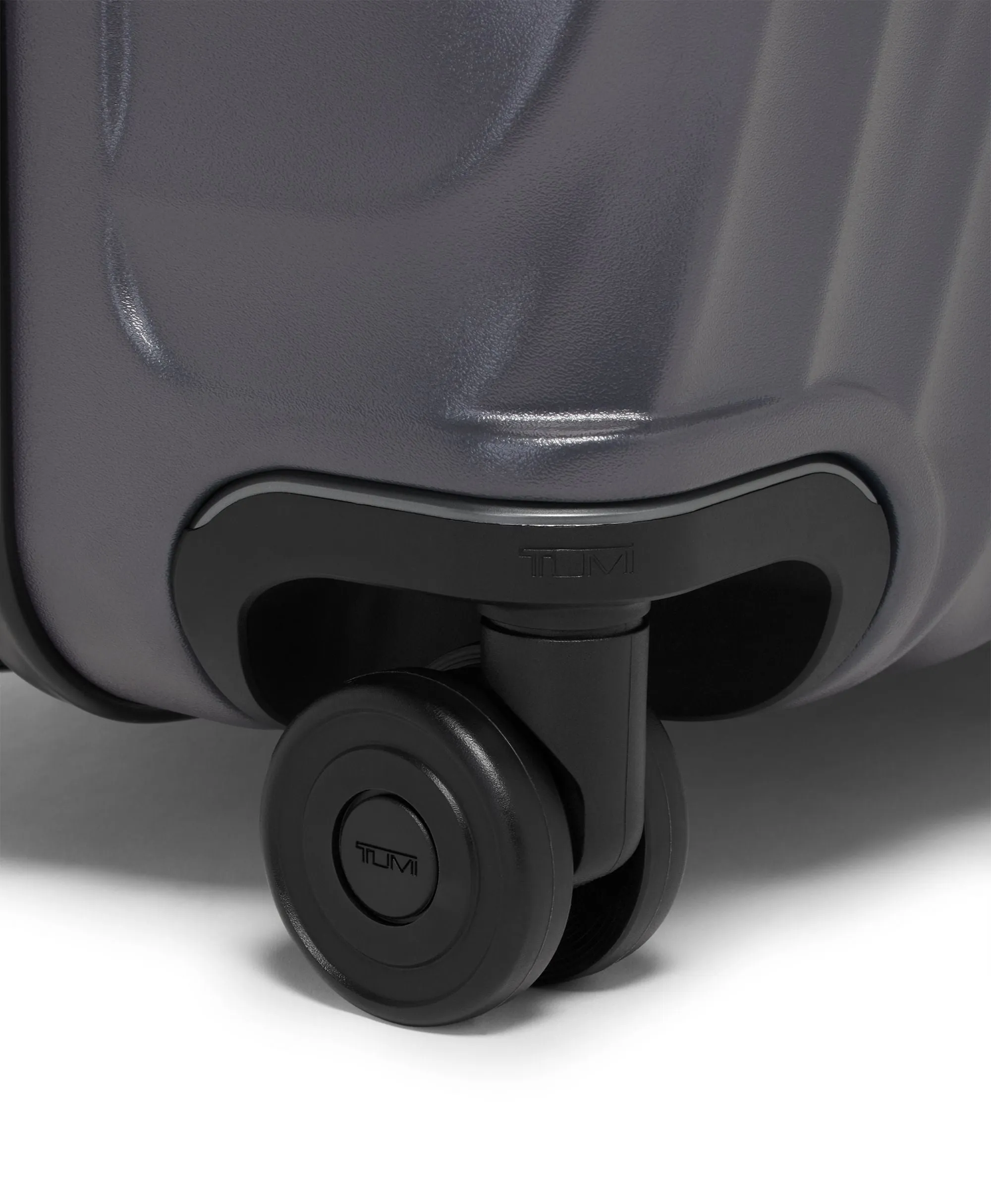 Tumi 19 Degree Short Trip Expandable 4 Wheeled Packing Case Medium Luggage - Textured Finish