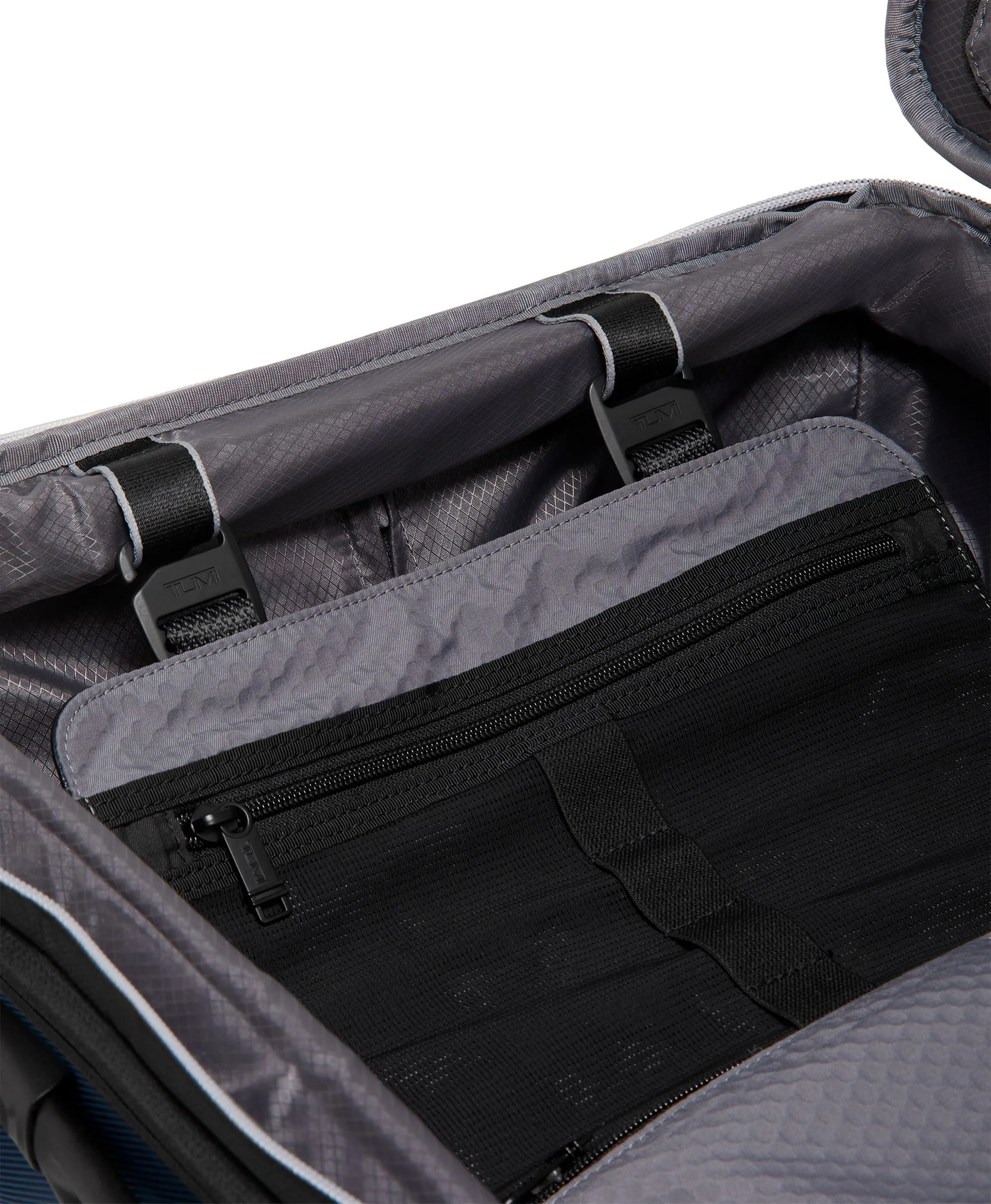 Tumi Aerotour Continental Expandable 4 Wheeled Carry-On Luggage