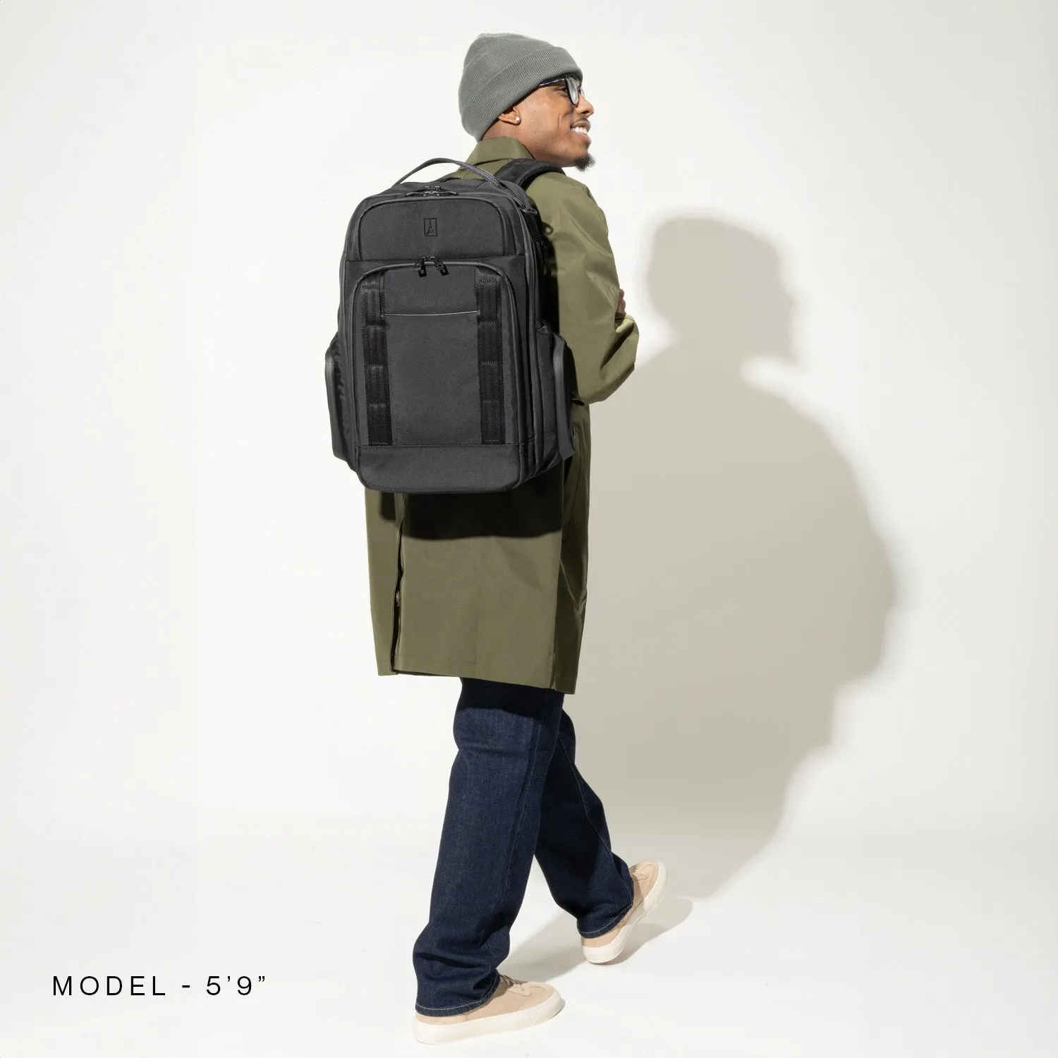 Versapack  Medium Check-in Spinner / Travelpro® Altitude™ Large Backpack Set